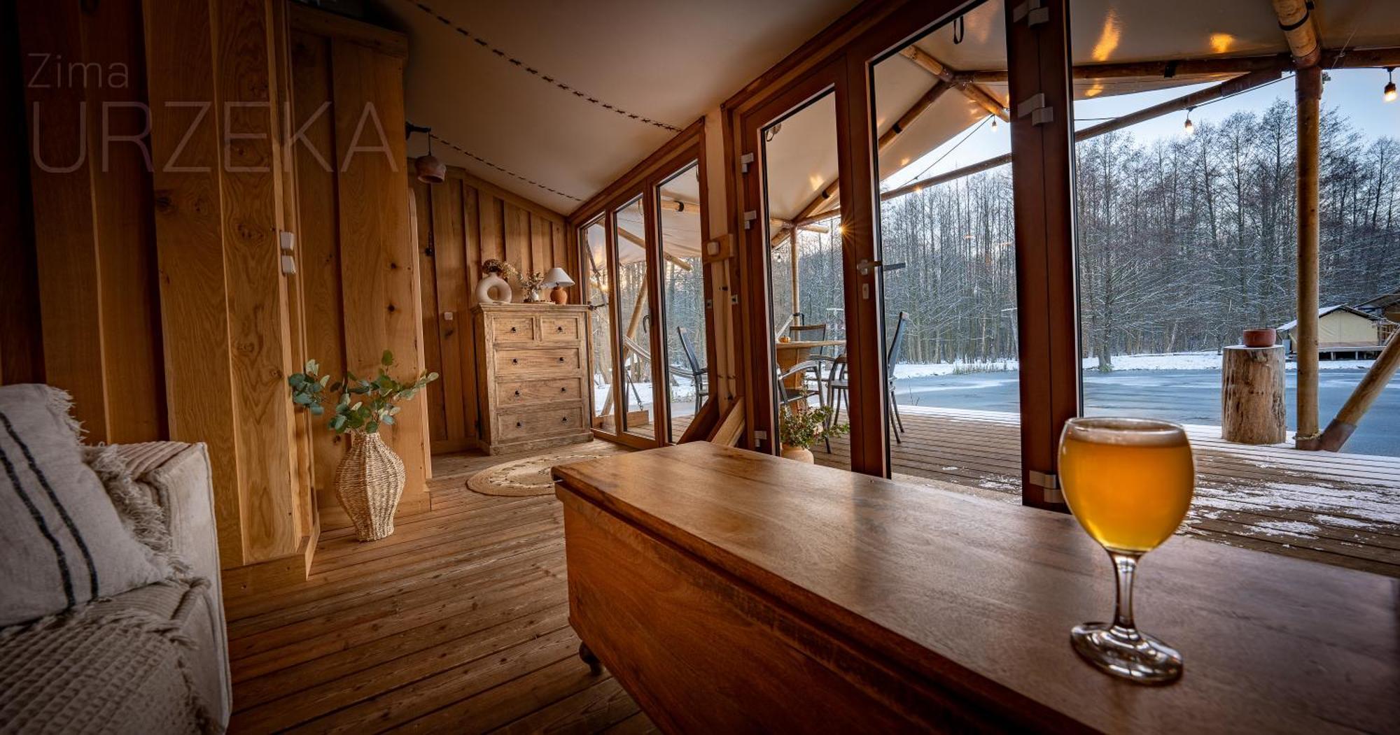 Urzeka Hotel Drzewce  Kültér fotó